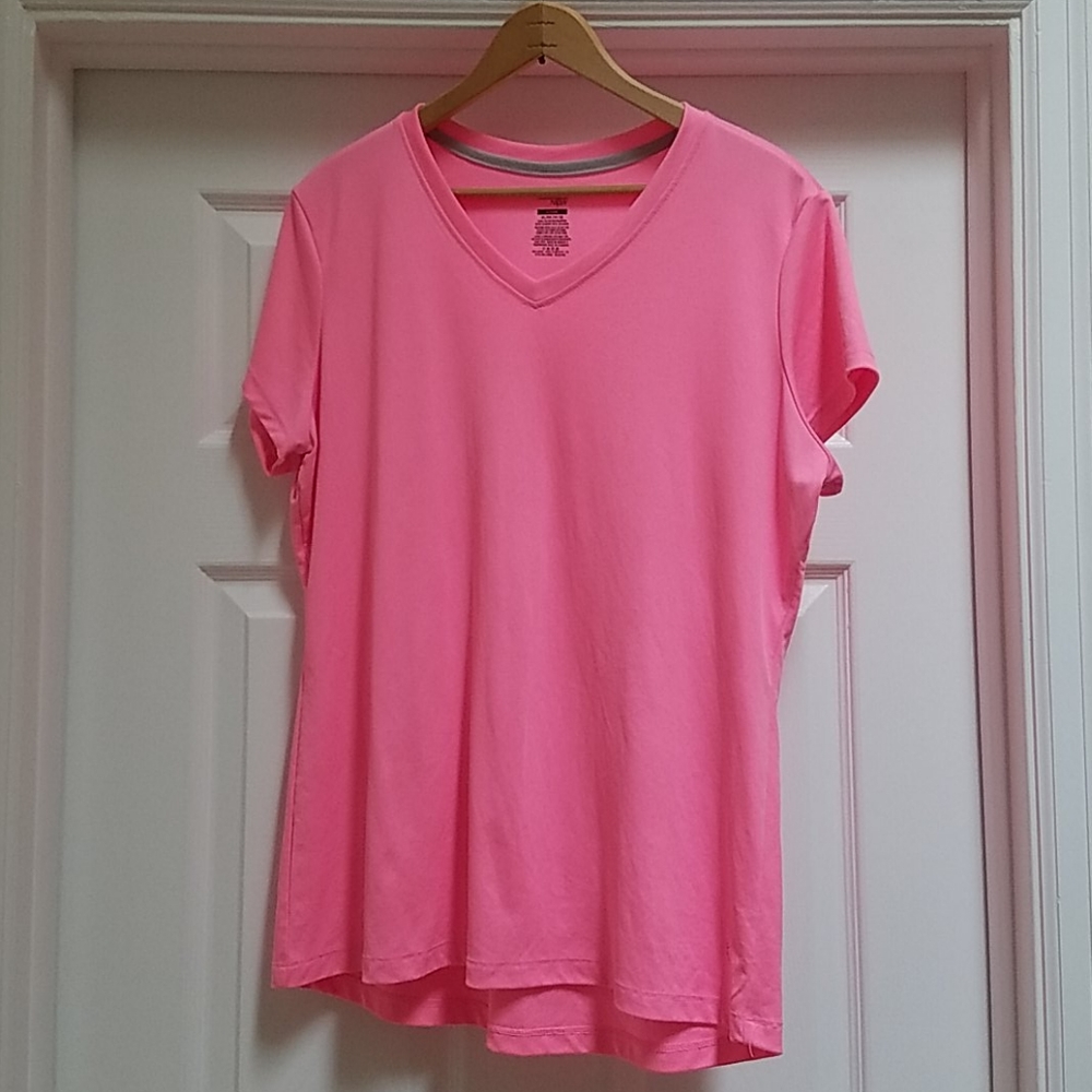 Danskin Now Loose Fit Top